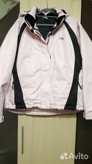 Спорт.куртка,шапка с шарф,пряжа