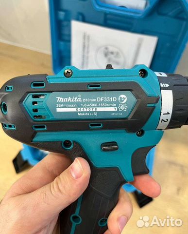 Шуруповерт makita новый 26v