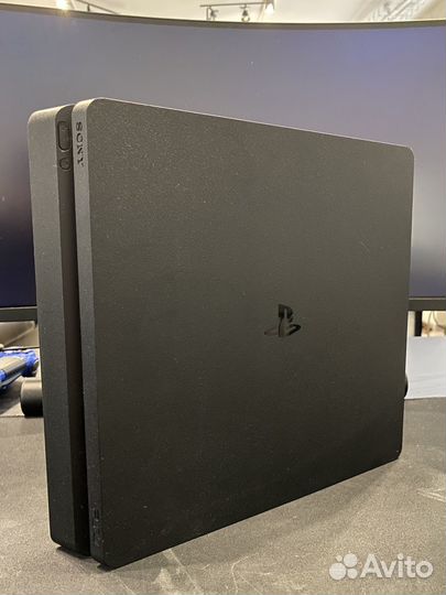 Sony ps4 slim