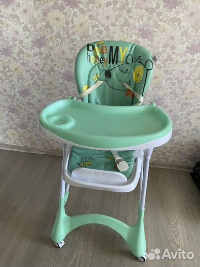 Стол для кормления малыша за 4500