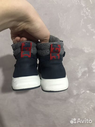 Ботинки котофей 24