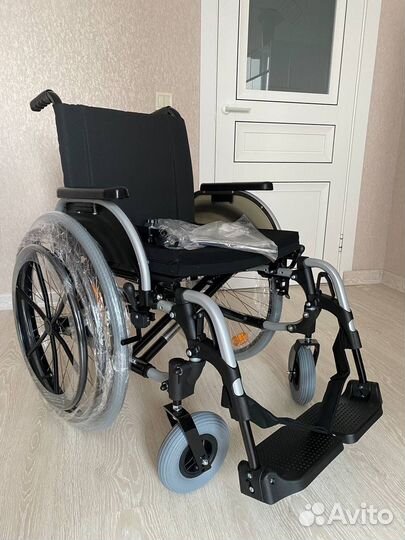 Коляска инвалидная
