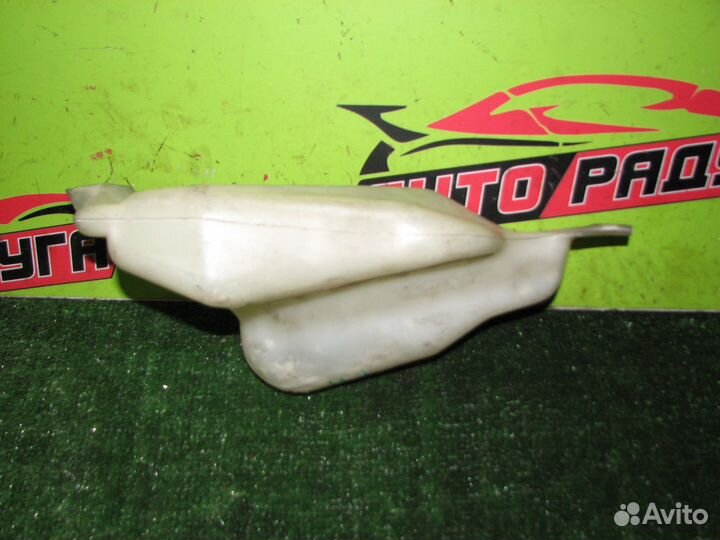 Бачок расширительный nissan ENU14,EU14,FHP11,HNP11