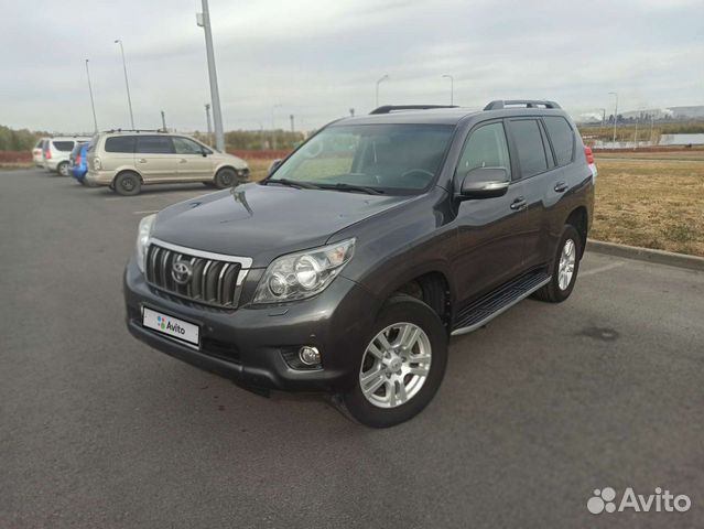 Тойота магнитогорск. Toyota Land Cruiser Prado 2012 год. Toyota Land Cruiser Prado 2012 дизель. Toyota Land Cruiser Prado серый. Prado 150 2011 серый.