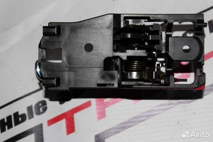 Ручка двери внутренняя toyota mark II mark II blit