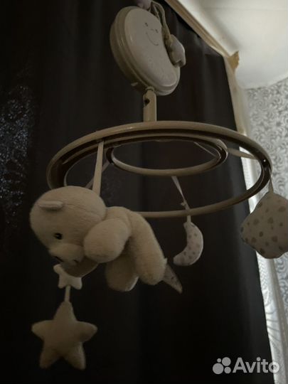 Детский мобиль в кроватку