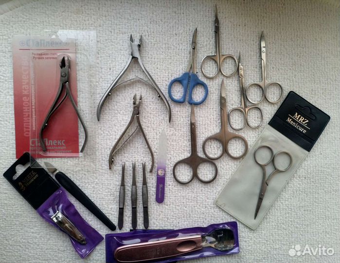 Расчёски, ножнички, пилочки