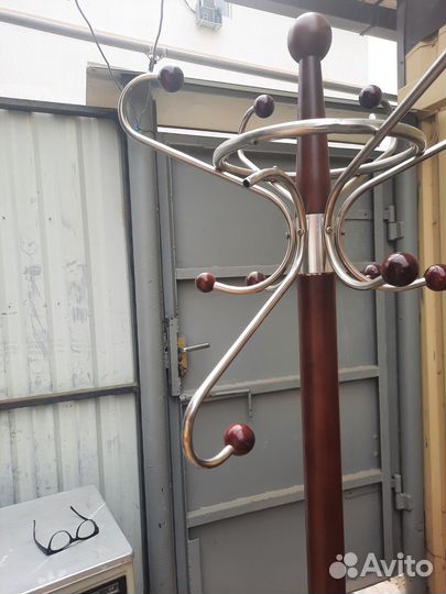 Вешалка напольная