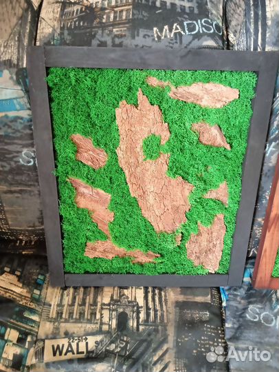 Панно из мха и коры