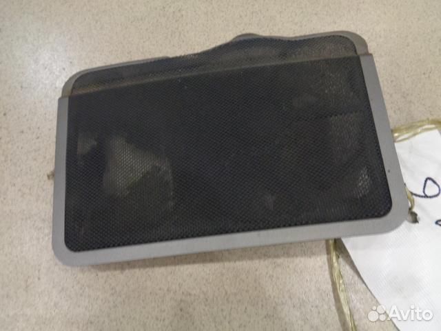 Решетка динамика на заднюю полку BMW 7-Series 200