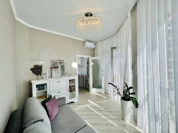 2-к. квартира, 55 м², 3/7 эт.