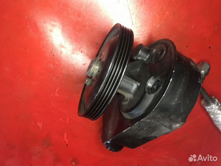 Насос гур Renault Megane 1 1.6 K7M 7700840806