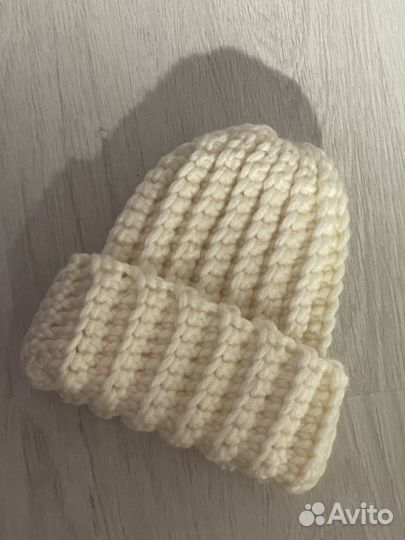 Шапка вязаная ручная работа