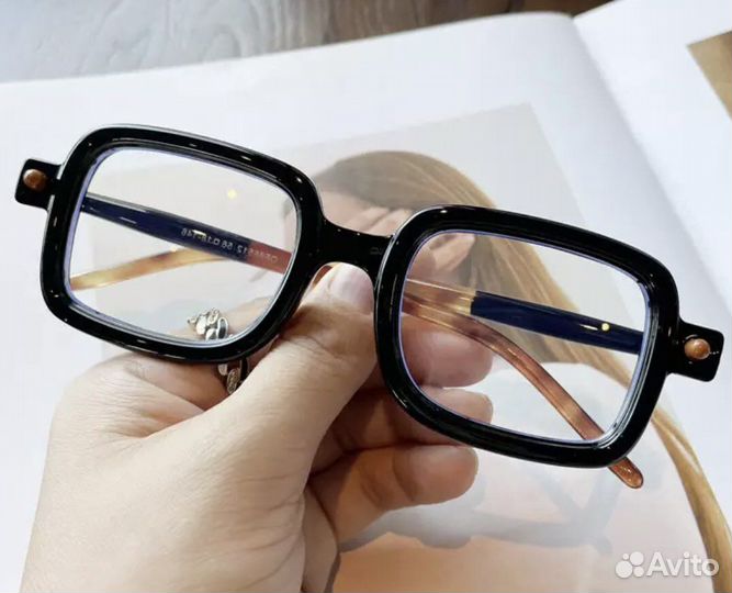 Очки квадратные с нулевыми стёклами