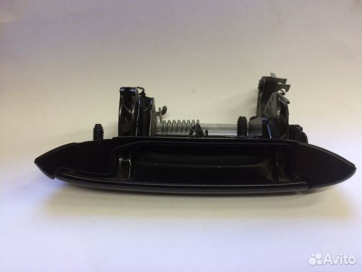 Рено Логан ручка дверная наружная правая