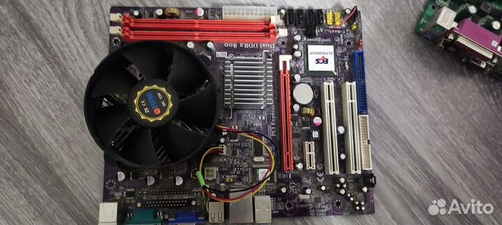 Материнская плата с процессором