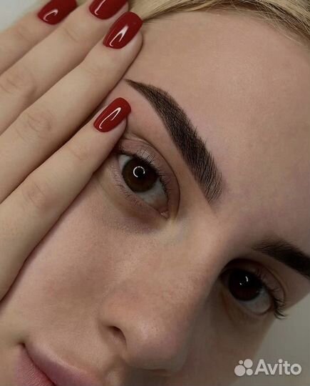 Модели Коррекция окрашивание бровей