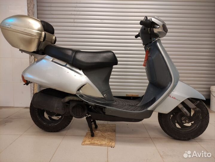 Японский скутер Honda Lead af20