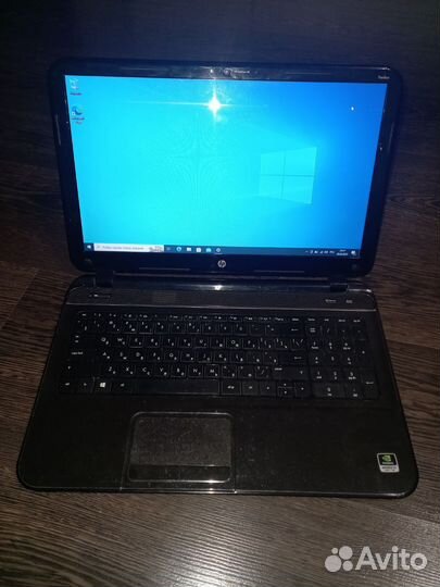 Ноутбук HP Pavilion 15-b052sr