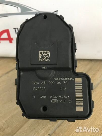 Дроссельная заслонка Mercedes Benz OM651 A65109004