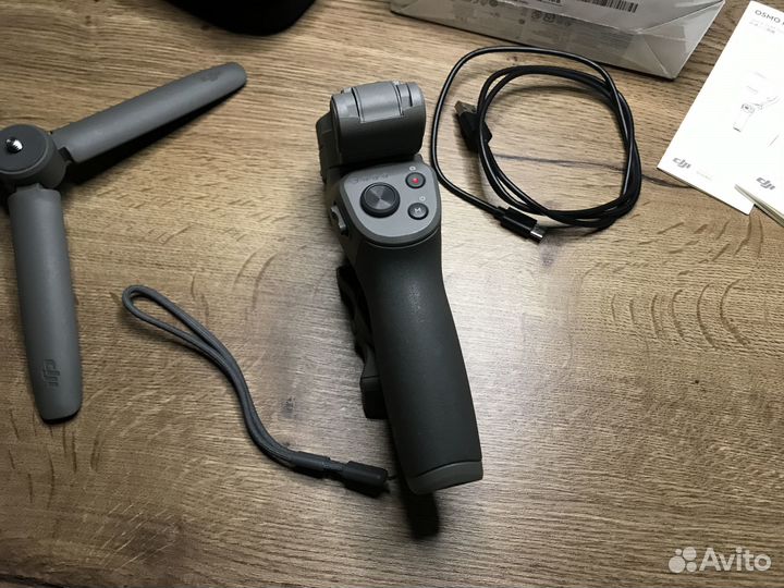 Стабилизатор DJI Osmo Mobile 3 Combo