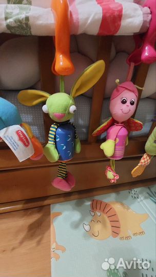 Игрушки пакетом Tiny Love колокольчики подвески