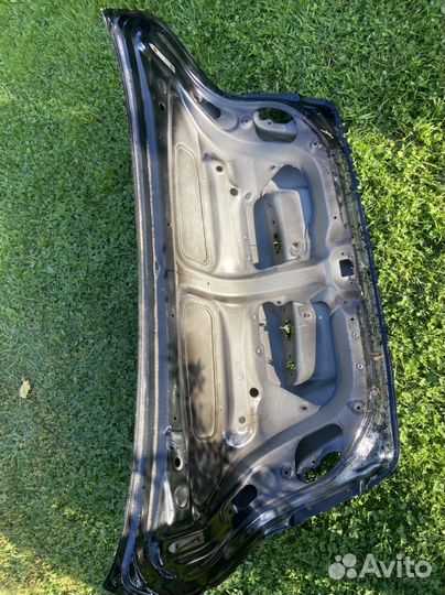 Продам крышку багажника camry 40