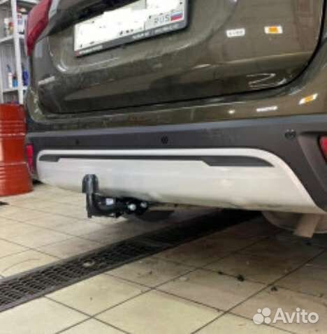Фаркоп на Mitsubishi Outlander