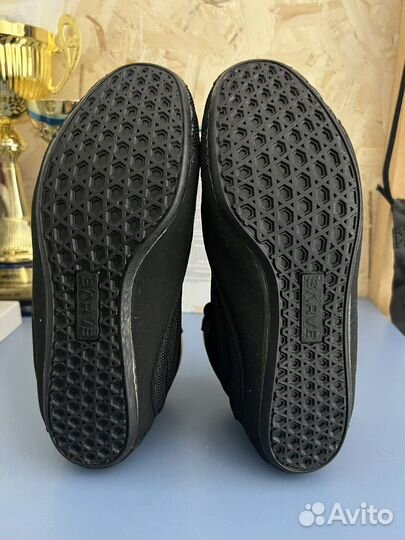 Боксерская спортивная обувь (Боксерки)