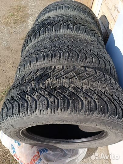 Goodyear UltraGrip 500 265/60 R18