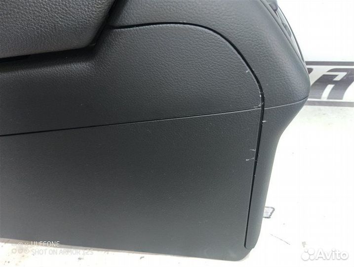 Подлокотник Audi A4 Allroad B8 2.0 CDN 2010