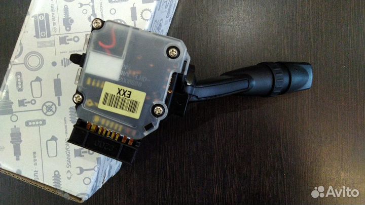 Подрулевой переключатель поворотов SY Actyon New 8