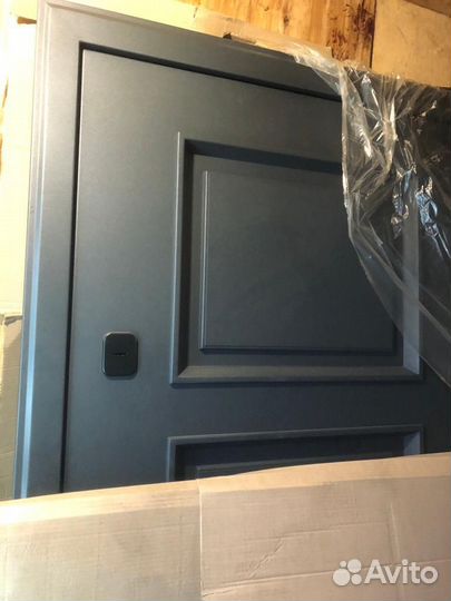 Дверь входная металлическая уличная