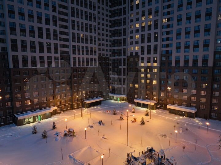 2-к. квартира, 56,5 м², 1/25 эт.