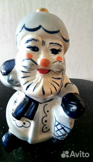 Бутылка новогодняя. Вместимость 2,25 литра