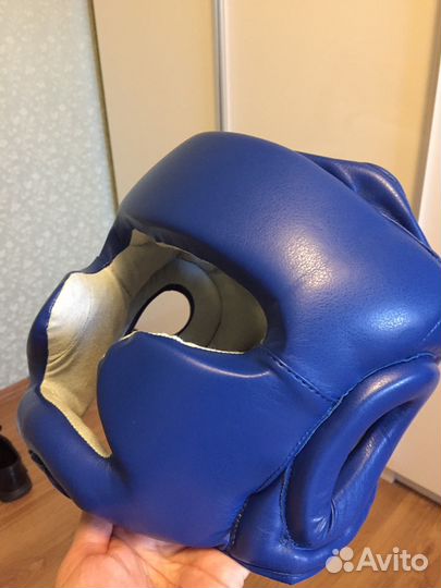 Шлем для карате (в хорошем состоянии) размер М