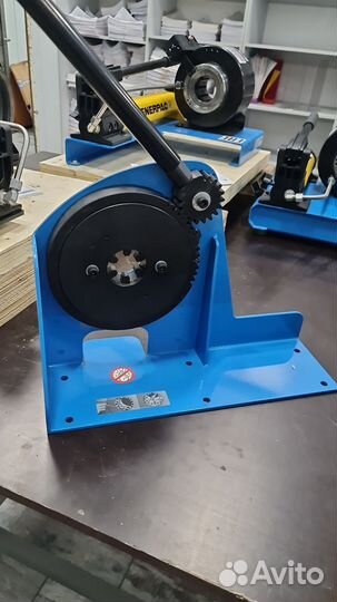 Пресс для шлангов кондиционеров (шлангов) р12 механический ручной мобильный