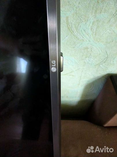 Телевизор lg на запчасти 43 диагональ