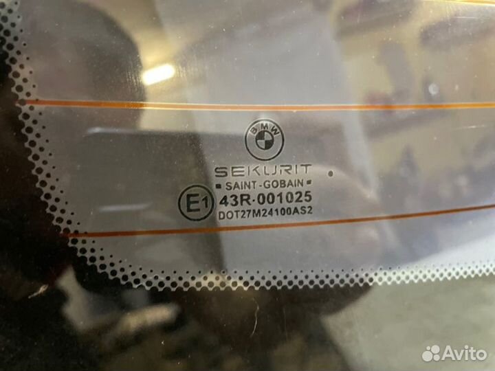 Стекло заднее Bmw 7-Series E65 N62B 2005