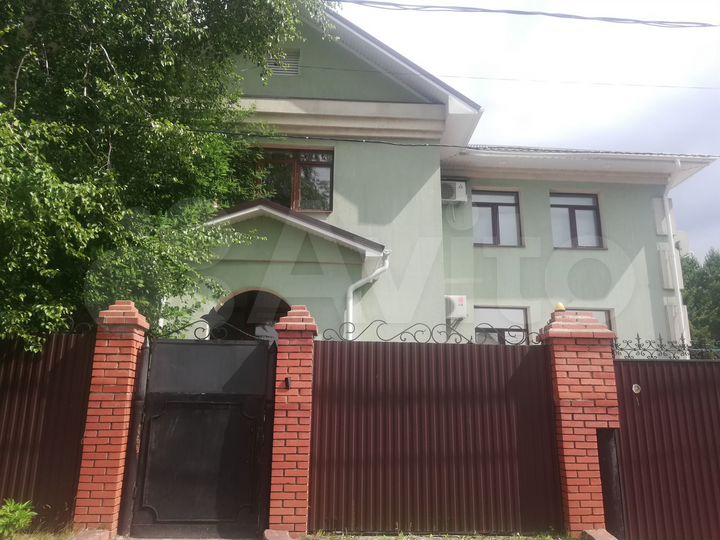 Коттедж 446 м² на участке 24 сот.