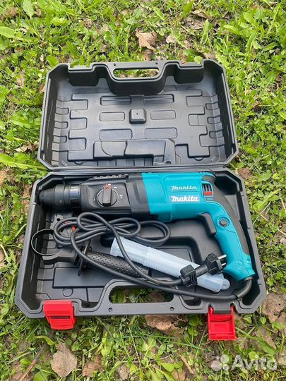 Перфоратор makita