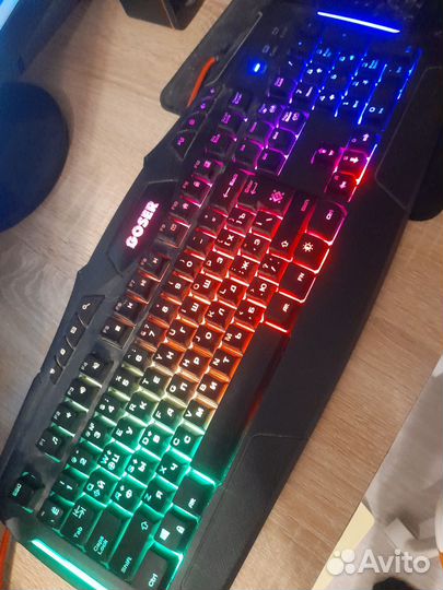 Игровая клавиатура с подсветкой