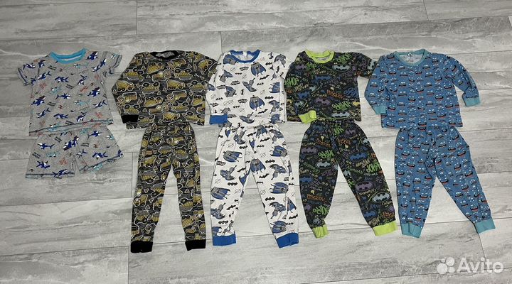 Одежда пакетом для мальчика 104-110