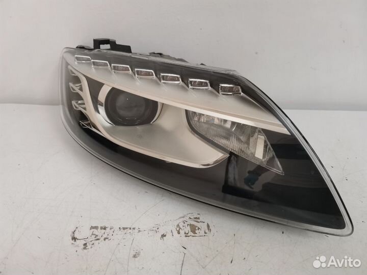 Фара правая Audi Q7 2009-2015