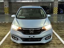 Honda Fit 1.3 CVT, 2019, 9 000 км, с пробегом, цена 1 519 000 руб.