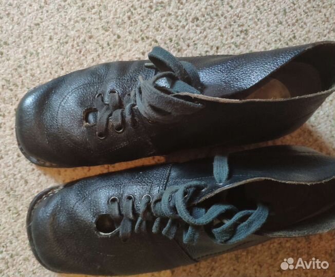 Лыжные ботинки СССР