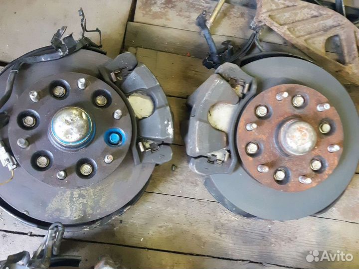 Toyota Hiace ступица