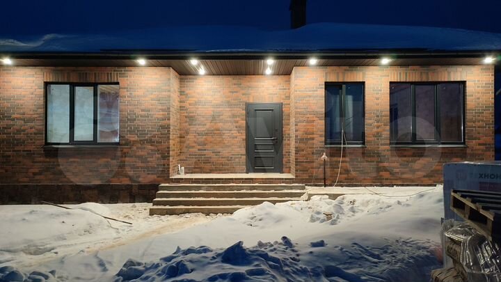 Коттедж 127 м² на участке 10,8 сот.