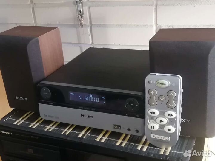 Музыкальный центр philips