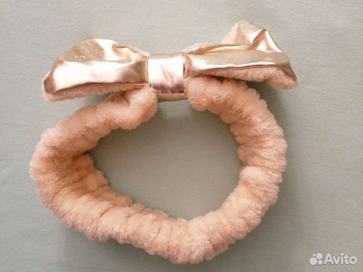 Косметическая повязка на голову